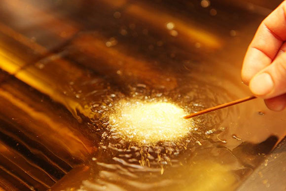 独自でブレンドした油は低カロリー！ビタミンE配合のやさしい油